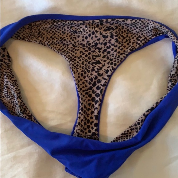 ❌SOLD ❌Acacia Hookipa Bottoms - Picture 2 of 2